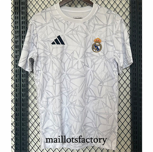 Maillot du Real Madrid 2024/25 pre-match